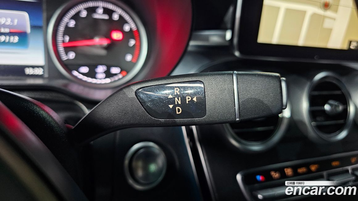 Mercedes-Benz GLC-Class 2019