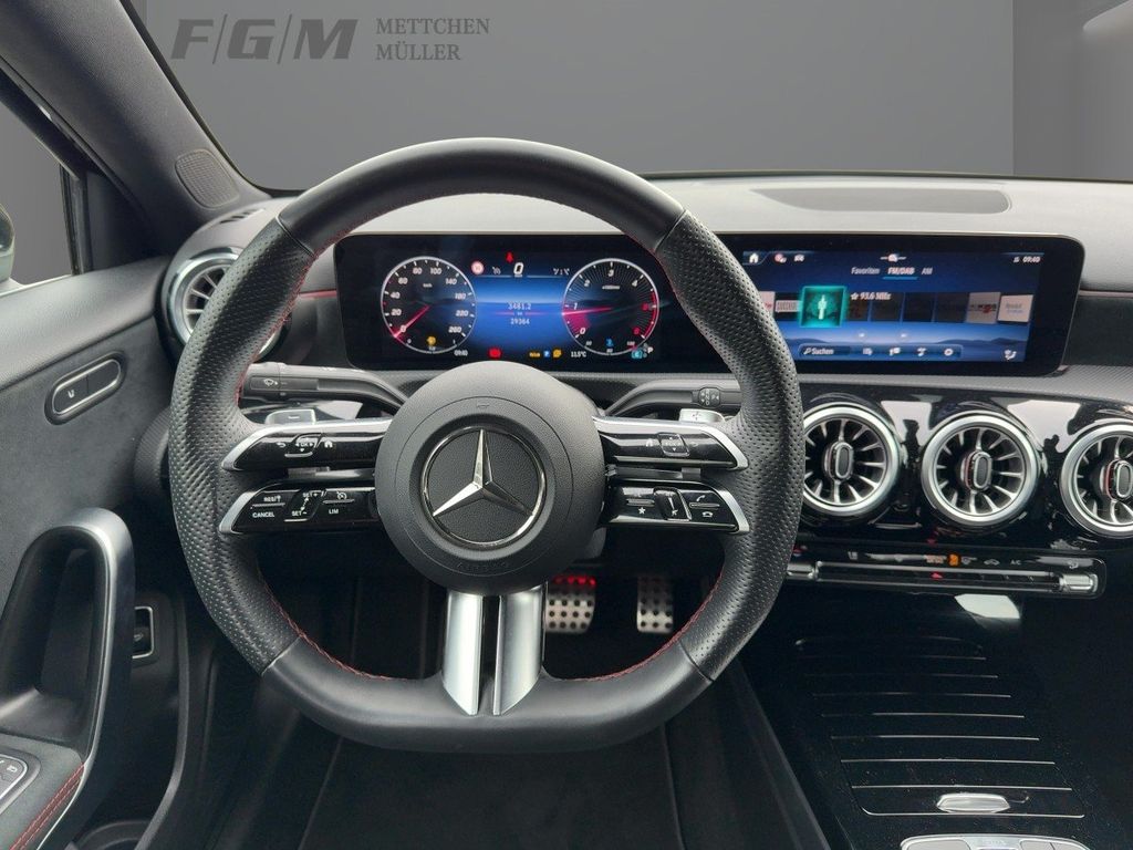Mercedes-Benz A 200 2024