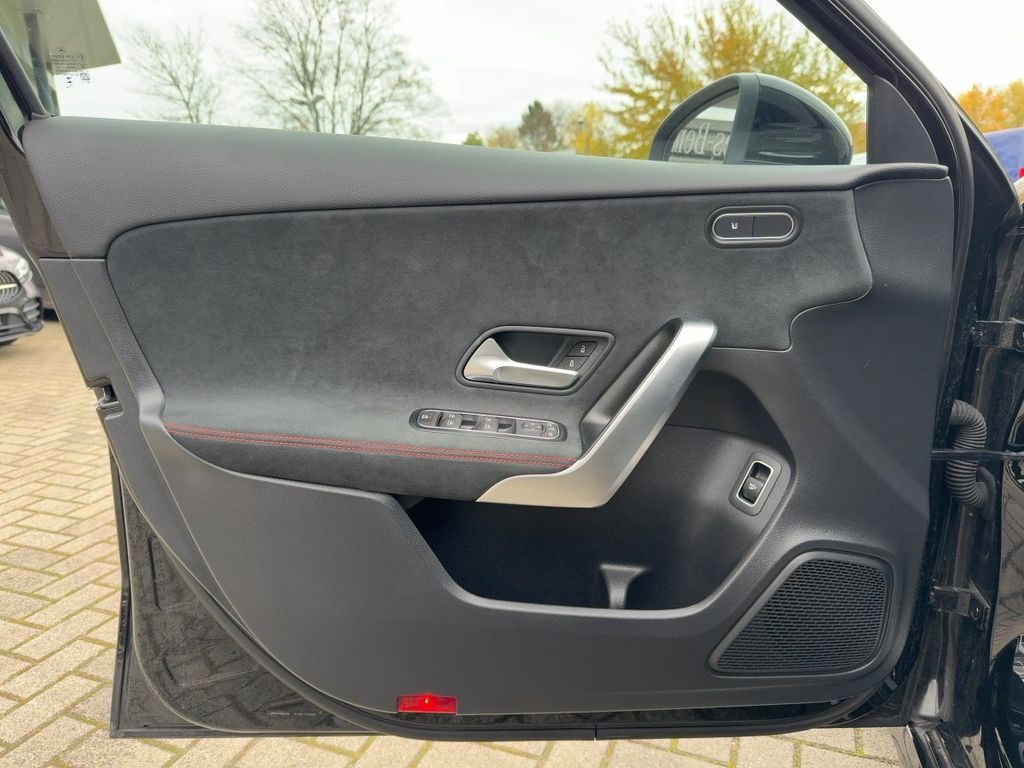 Mercedes-Benz A 200 2024