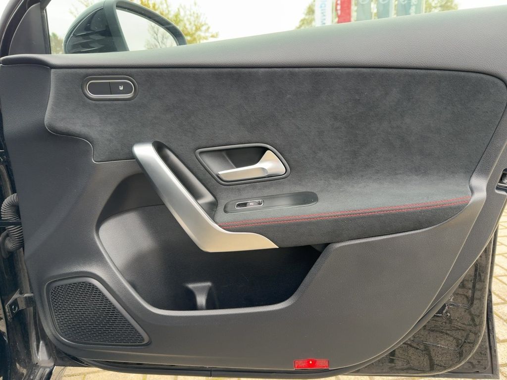 Mercedes-Benz A 200 2024