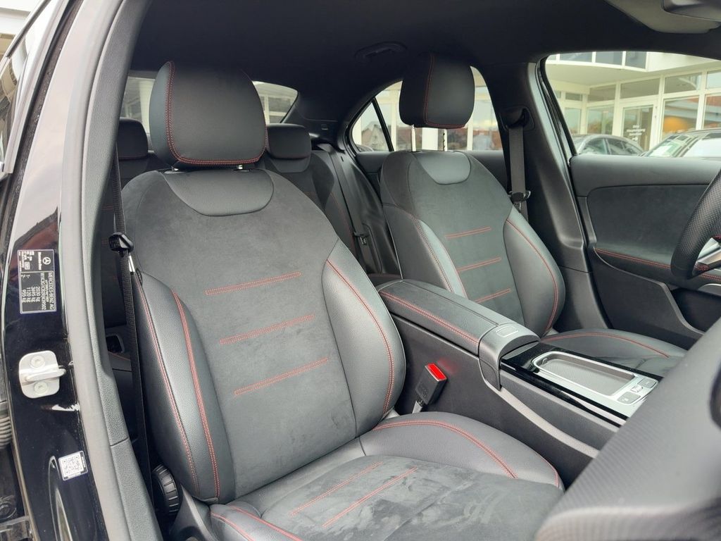 Mercedes-Benz A 200 2024