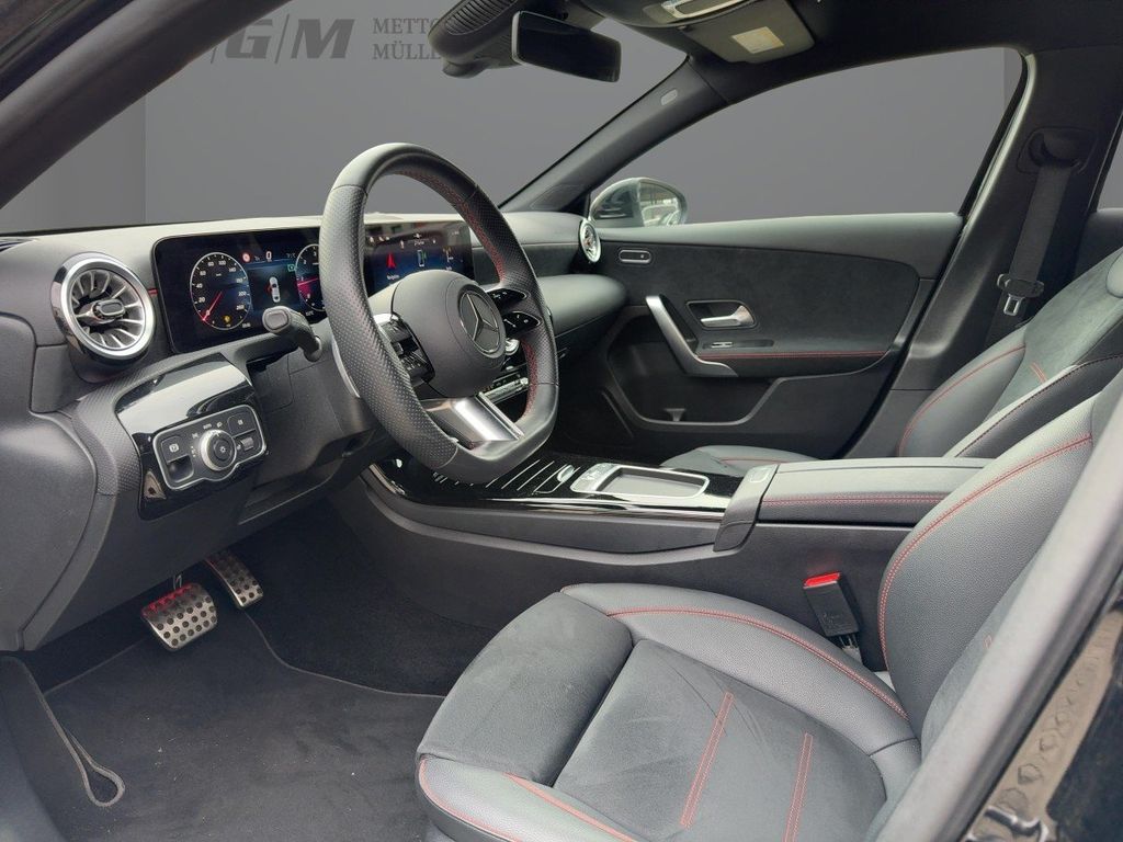Mercedes-Benz A 200 2024