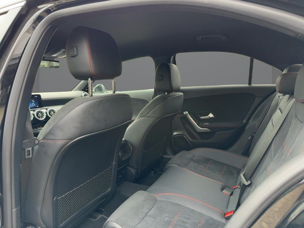 Mercedes-Benz A 200 2024