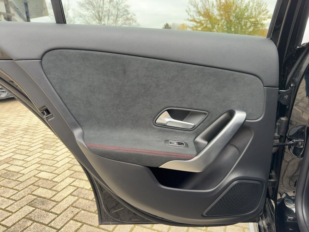 Mercedes-Benz A 200 2024