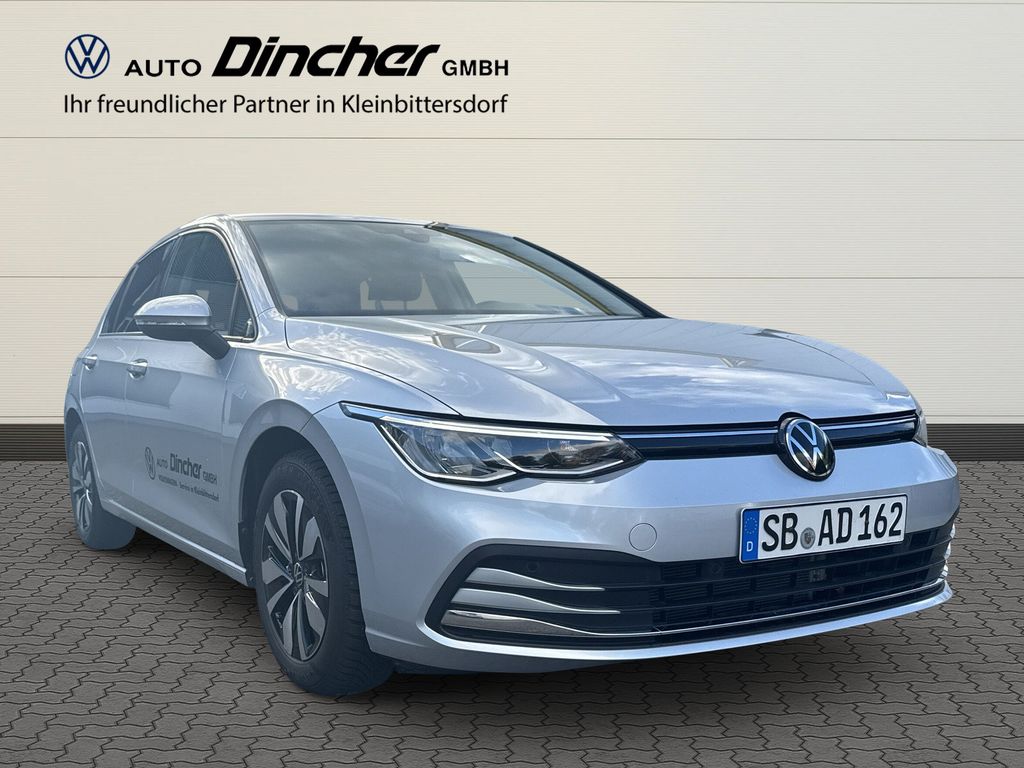 Volkswagen Golf 2024