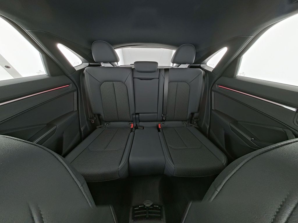 Audi Q3 2021