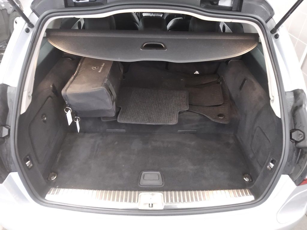 Mercedes-Benz C 300 2021