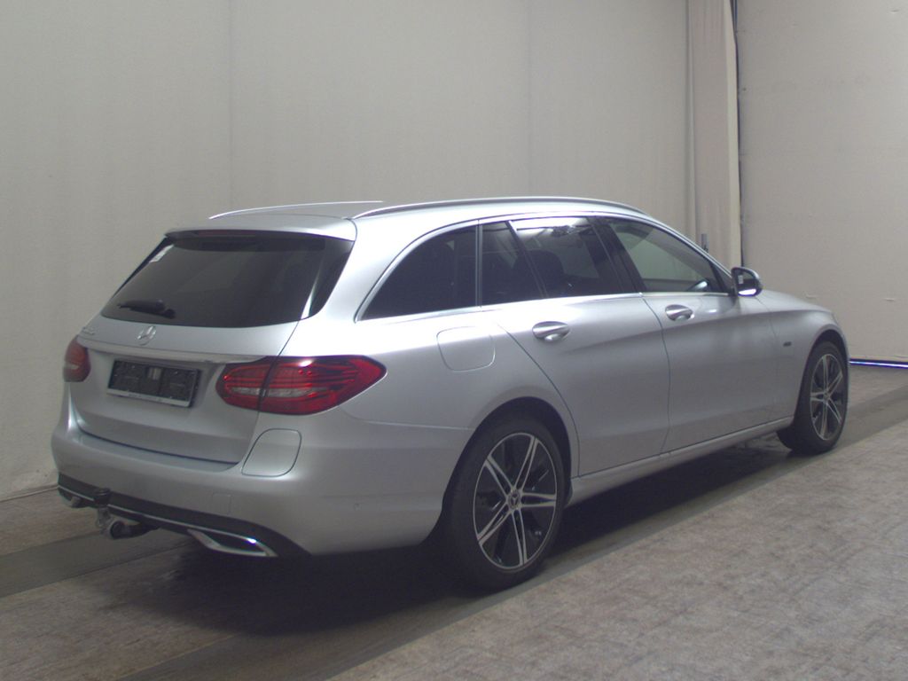 Mercedes-Benz C 300 2021