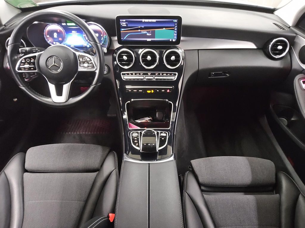 Mercedes-Benz C 300 2021
