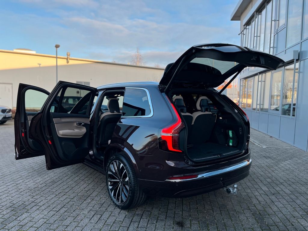 Volvo XC90 2025