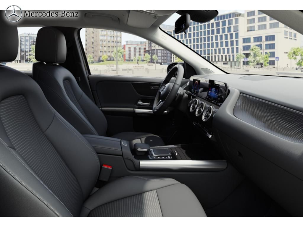 Mercedes-Benz EQA 2021