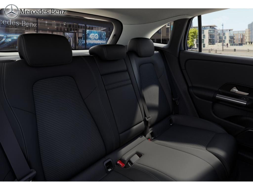 Mercedes-Benz EQA 2021