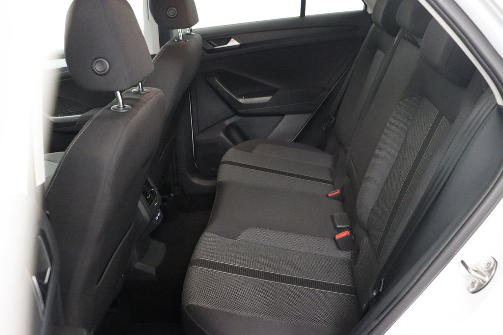 Volkswagen T-Roc 2024