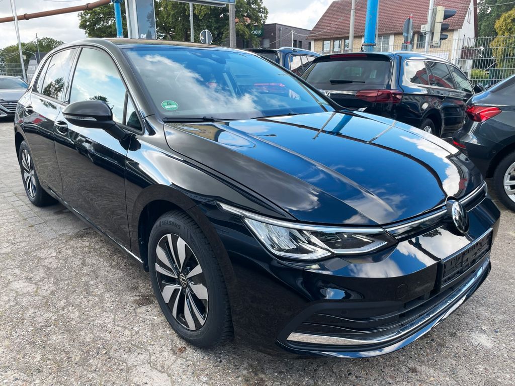 Volkswagen Golf 2023