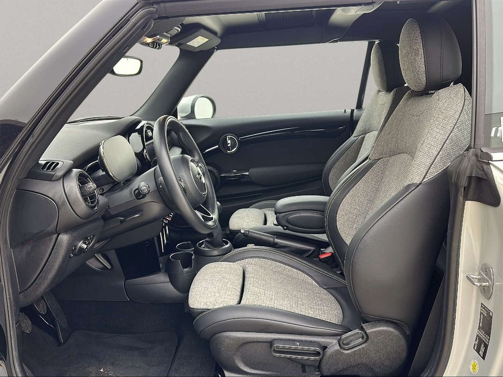 MINI Cooper Cabrio 2020