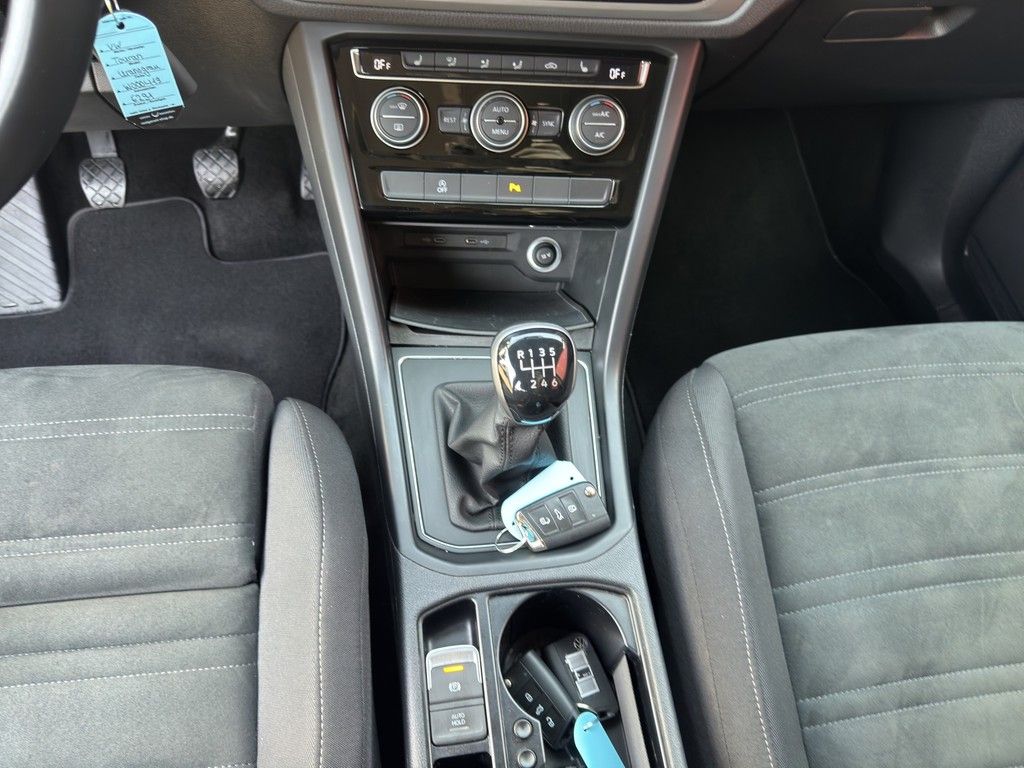 Volkswagen Touran 2021