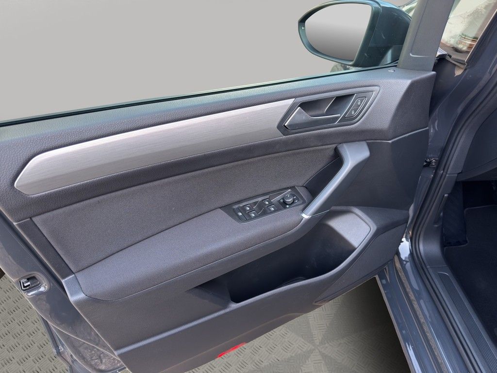 Volkswagen Touran 2021