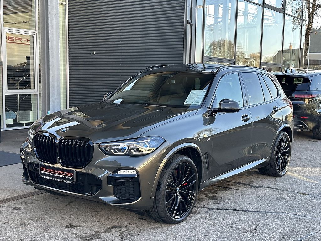 BMW X5 2021