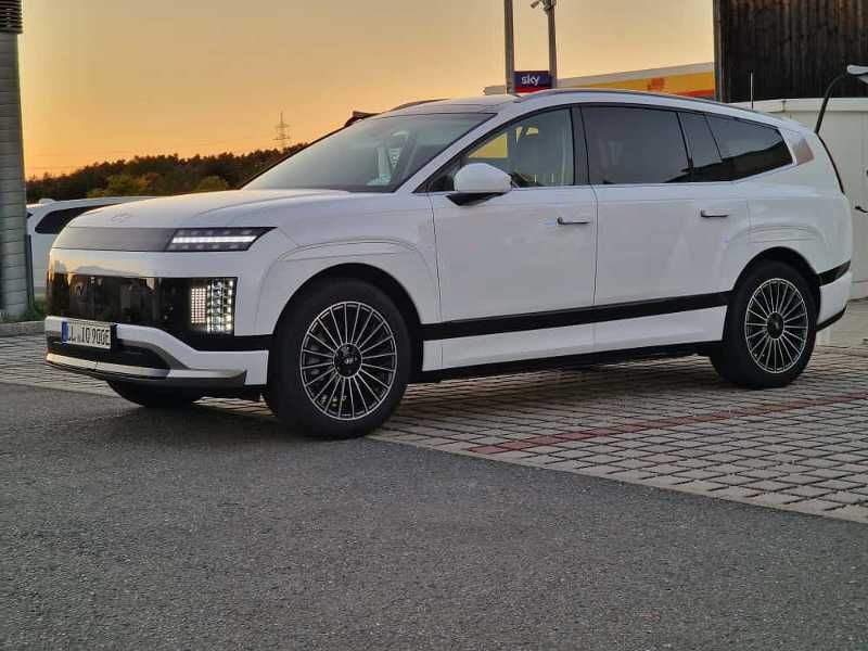 Hyundai IONIQ 9 2025