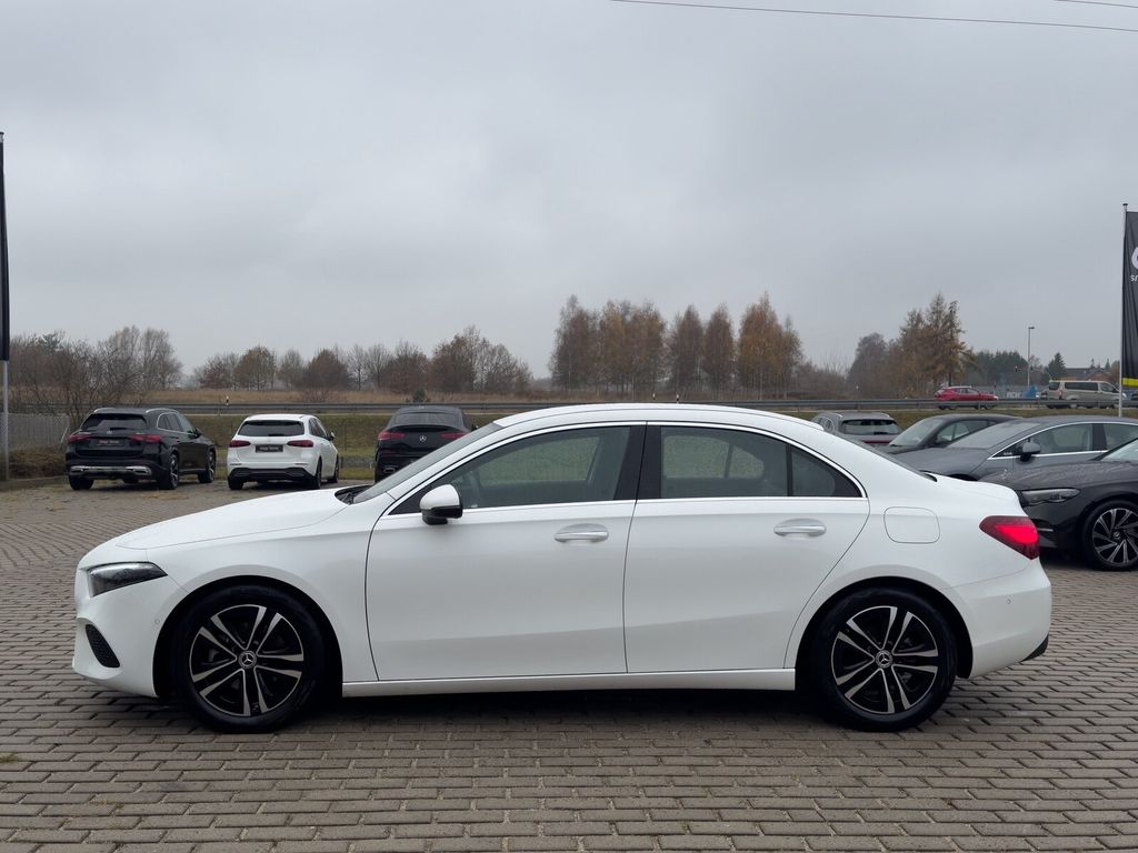 Mercedes-Benz A 200 2024