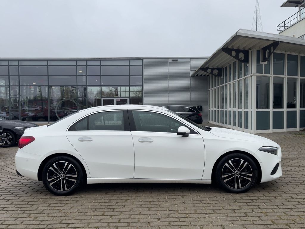 Mercedes-Benz A 200 2024