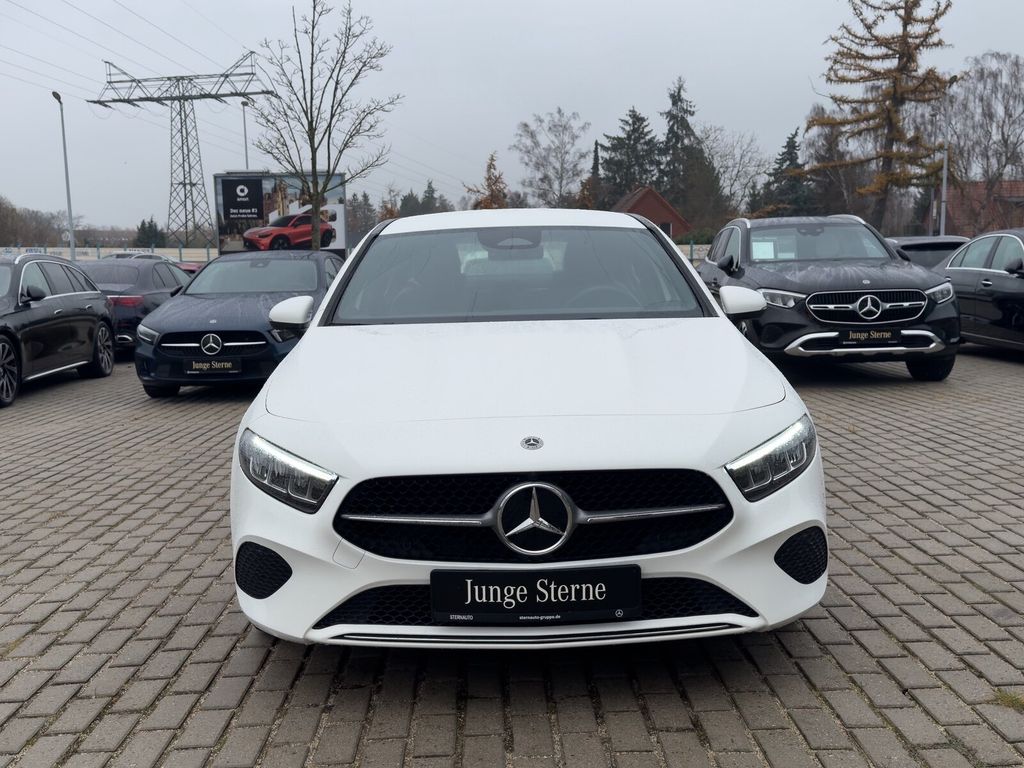 Mercedes-Benz A 200 2024