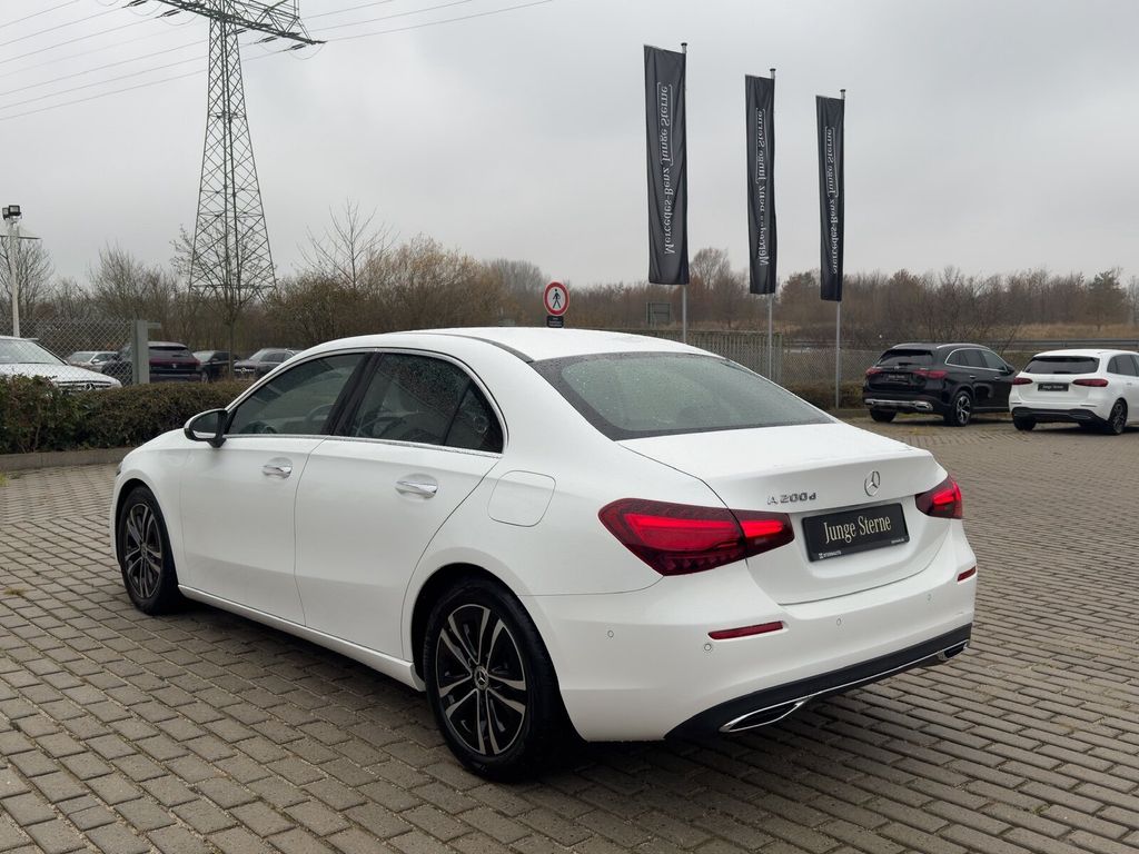 Mercedes-Benz A 200 2024