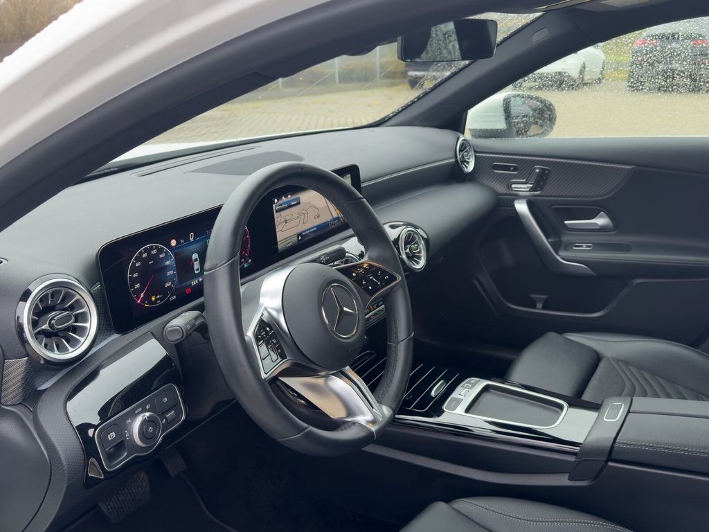 Mercedes-Benz A 200 2024