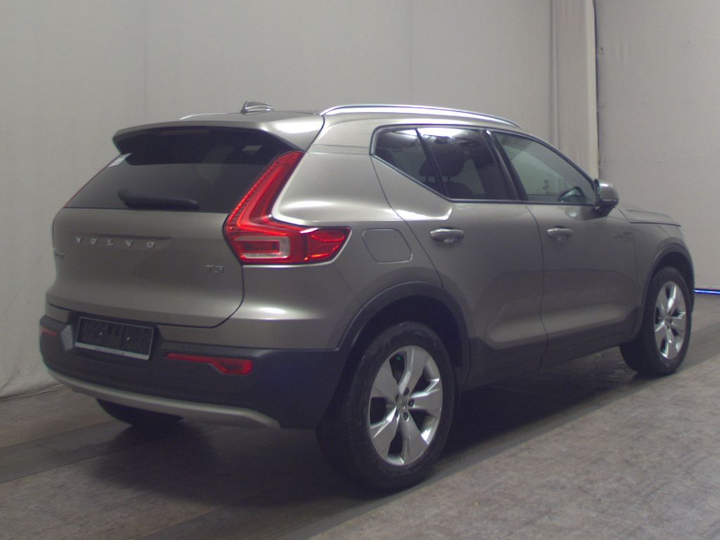 Volvo XC40 2022