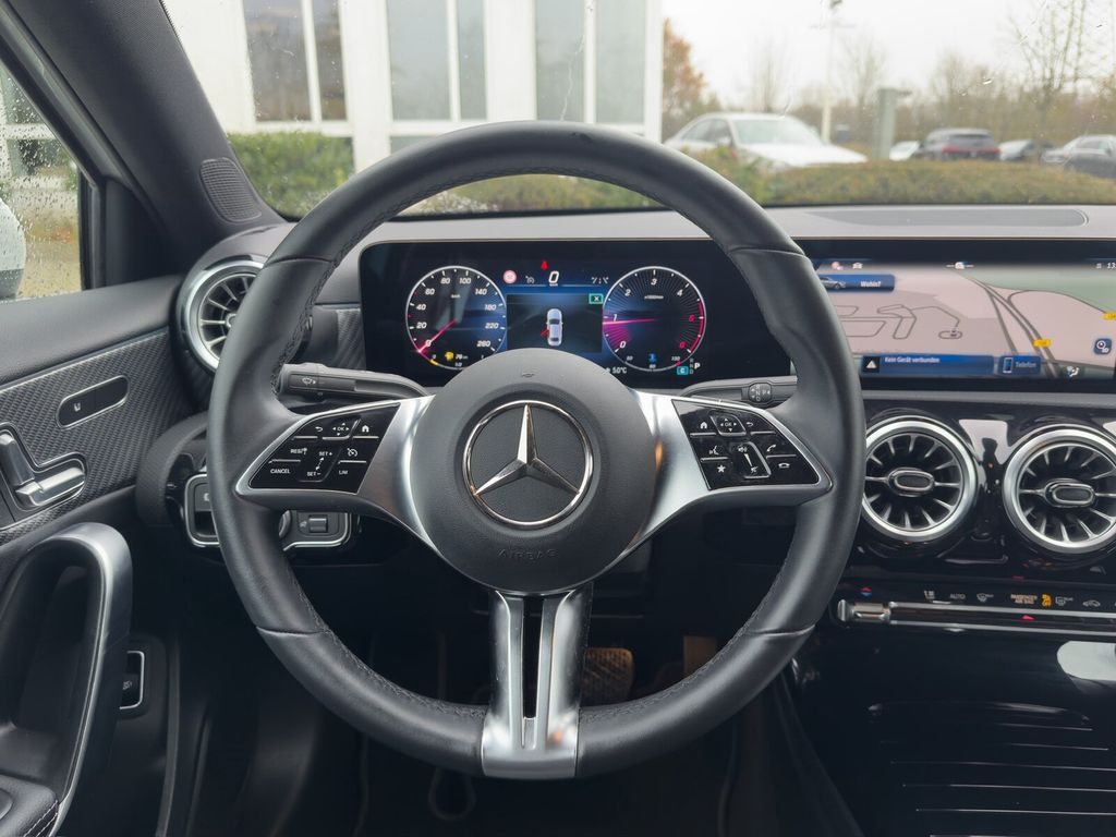 Mercedes-Benz A 200 2024