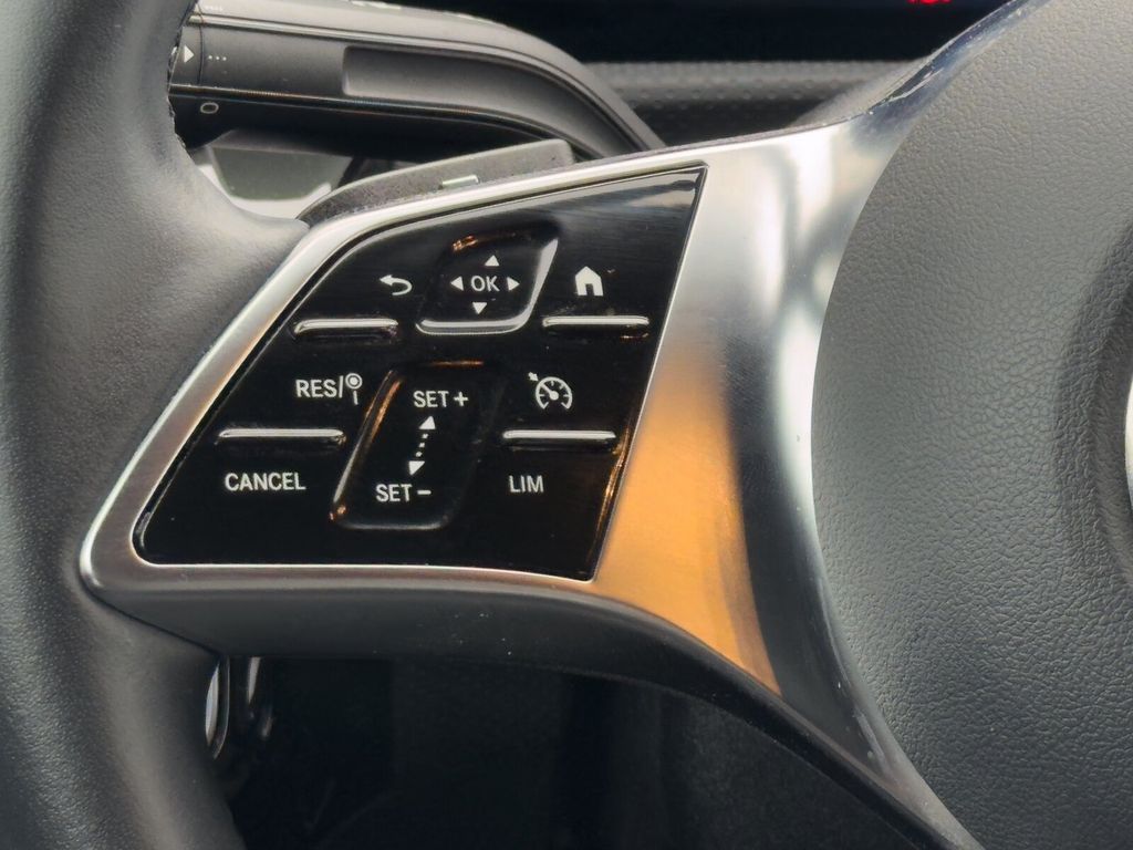 Mercedes-Benz A 200 2024