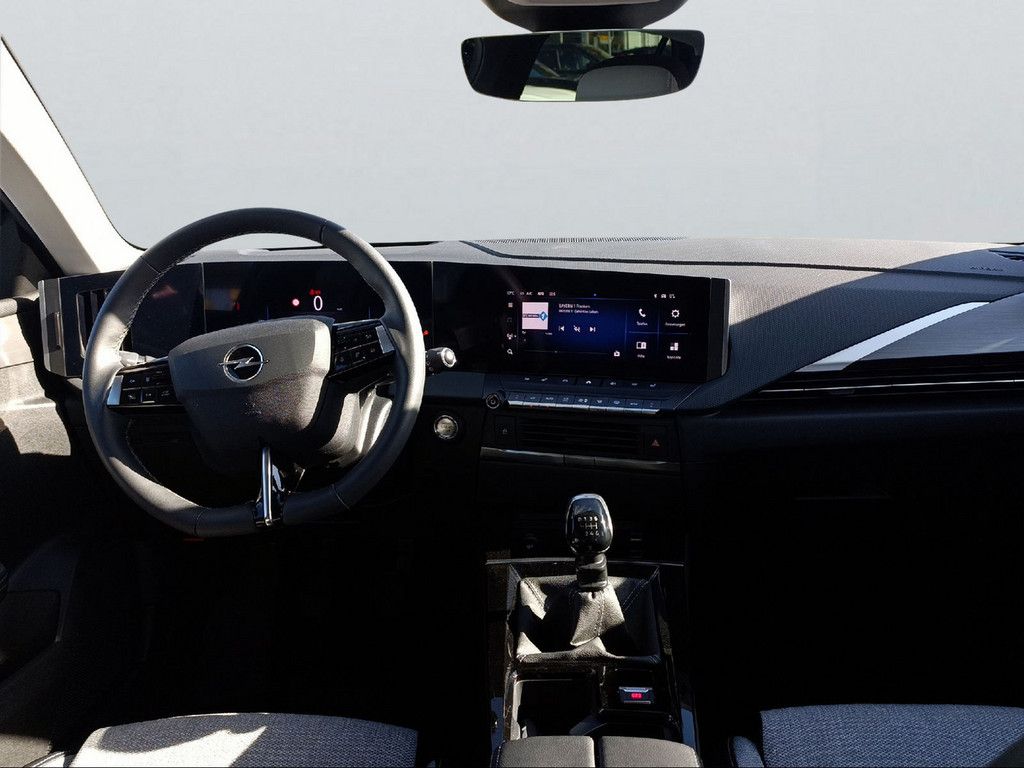 Opel Astra 2023
