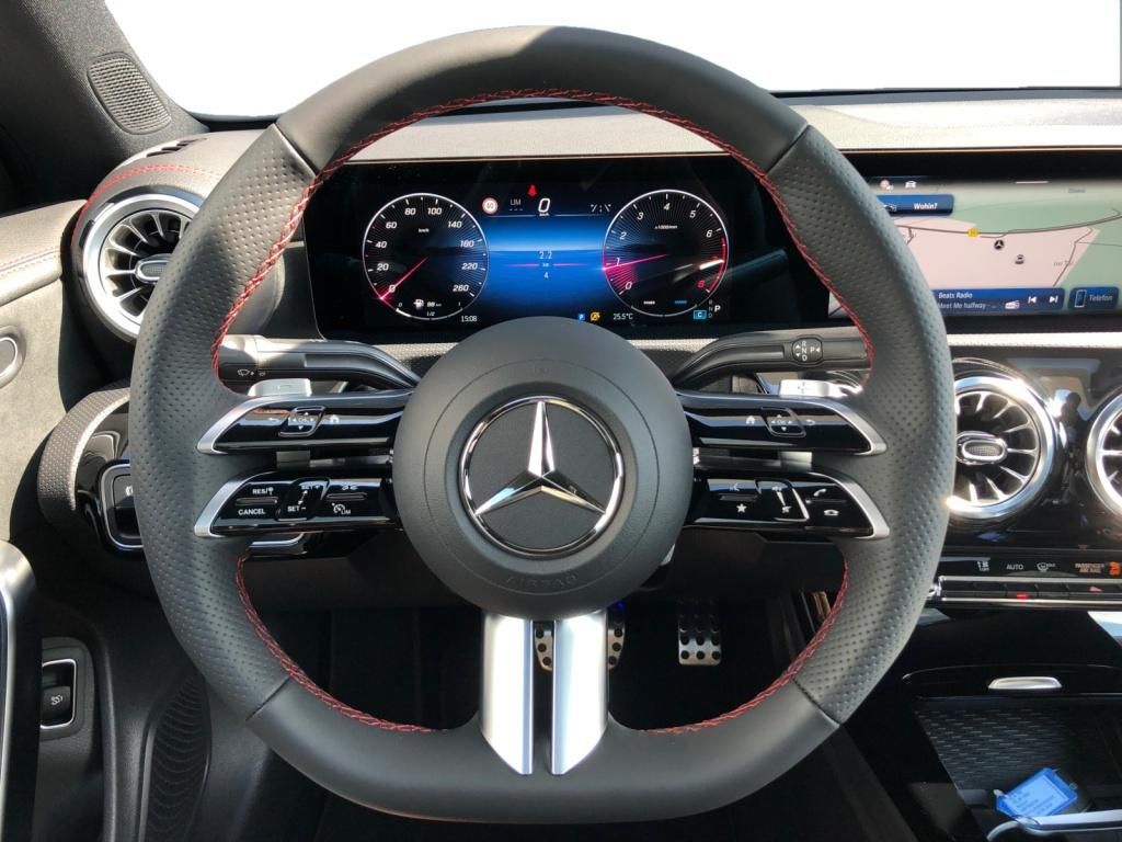 Mercedes-Benz CLA 180 2024