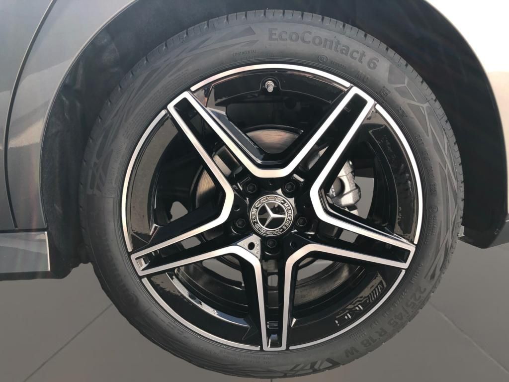 Mercedes-Benz CLA 180 2024