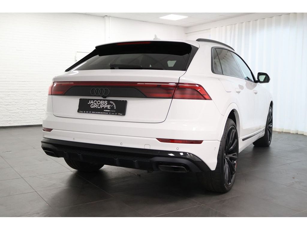 Audi Q8 2025