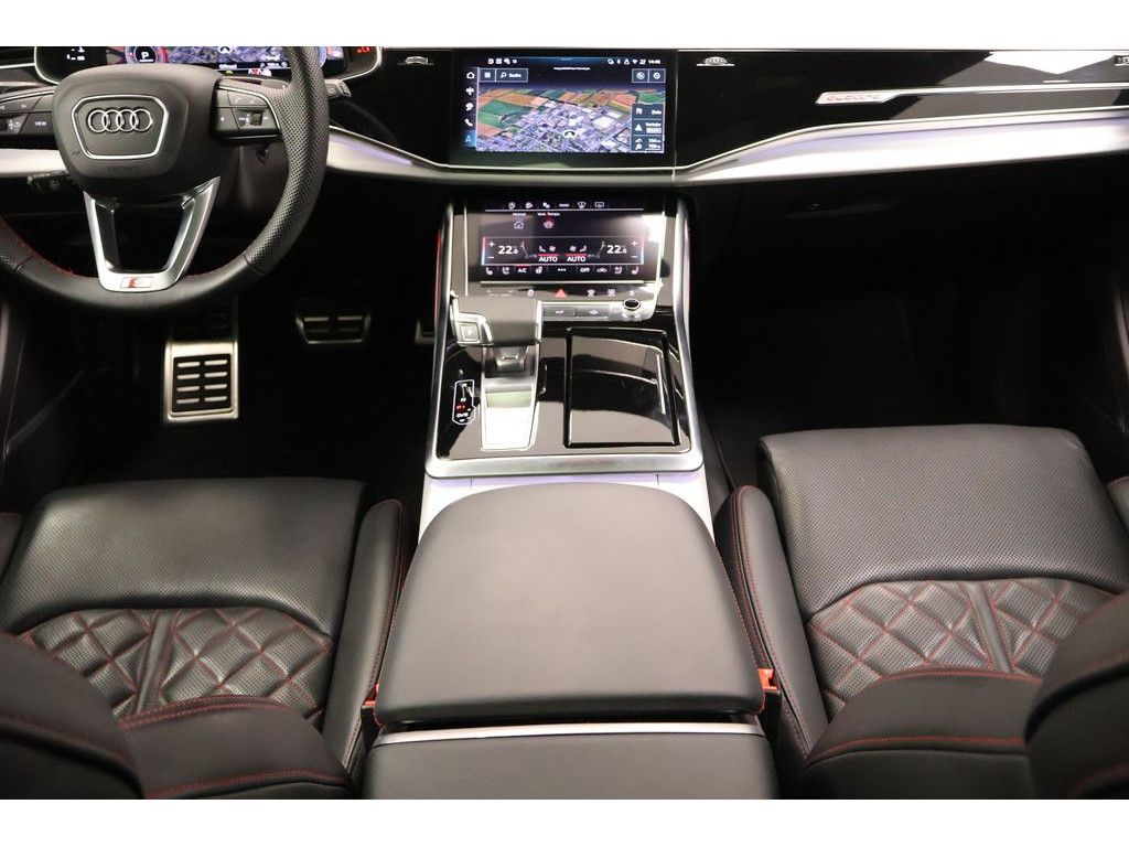 Audi Q8 2025