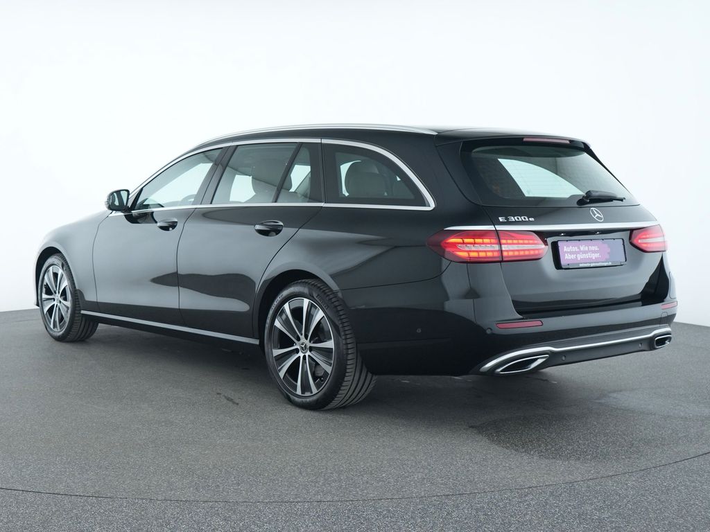 Mercedes-Benz E 300 2022