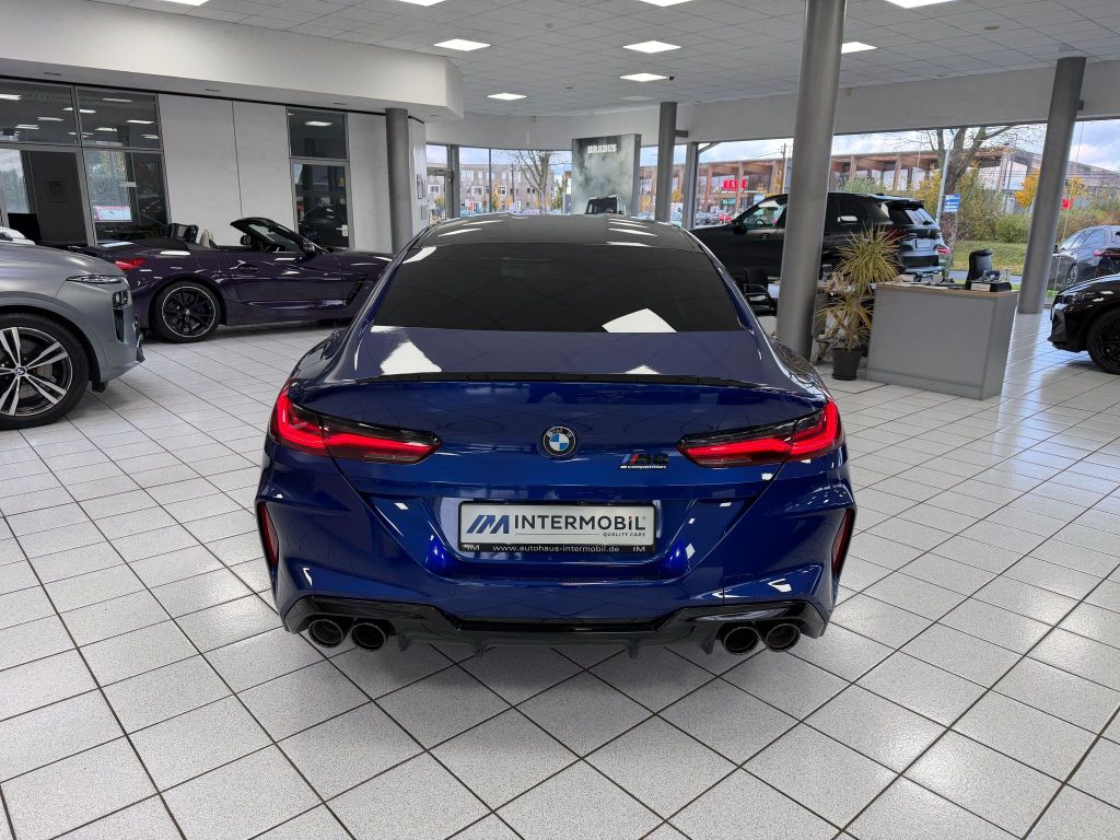 BMW M8 2022