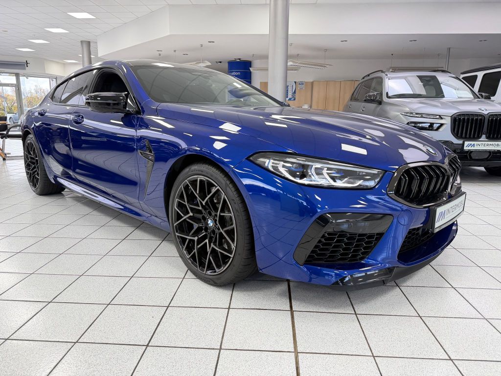 BMW M8 2022