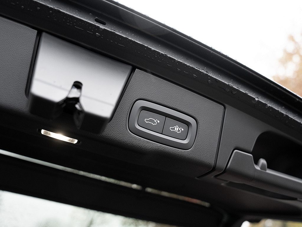 Volvo XC60 2025