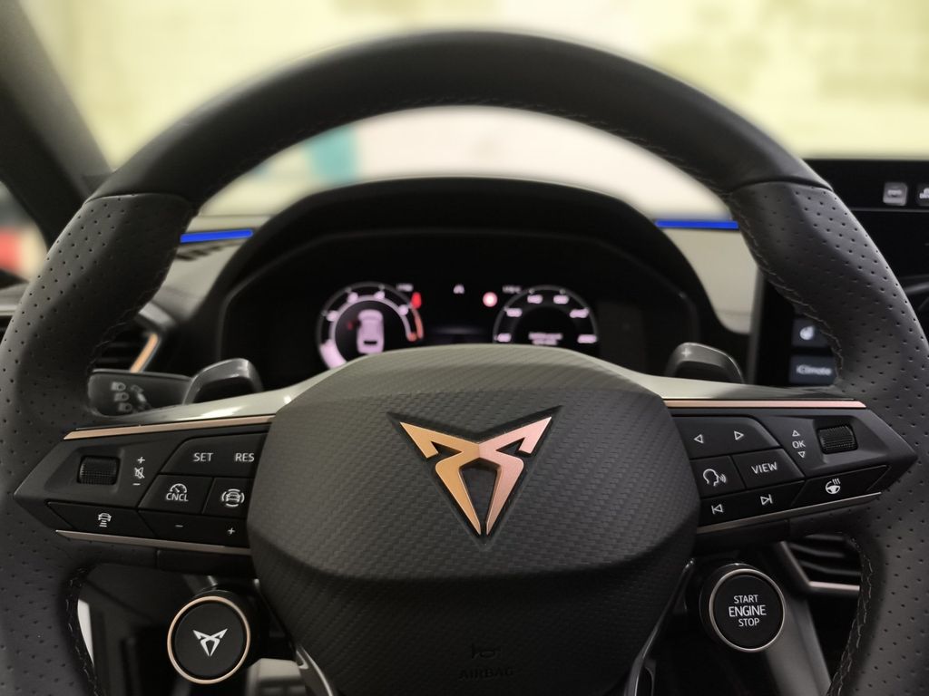 Cupra Leon 2025