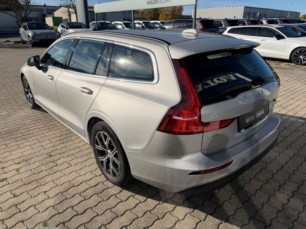 Volvo V60 2022