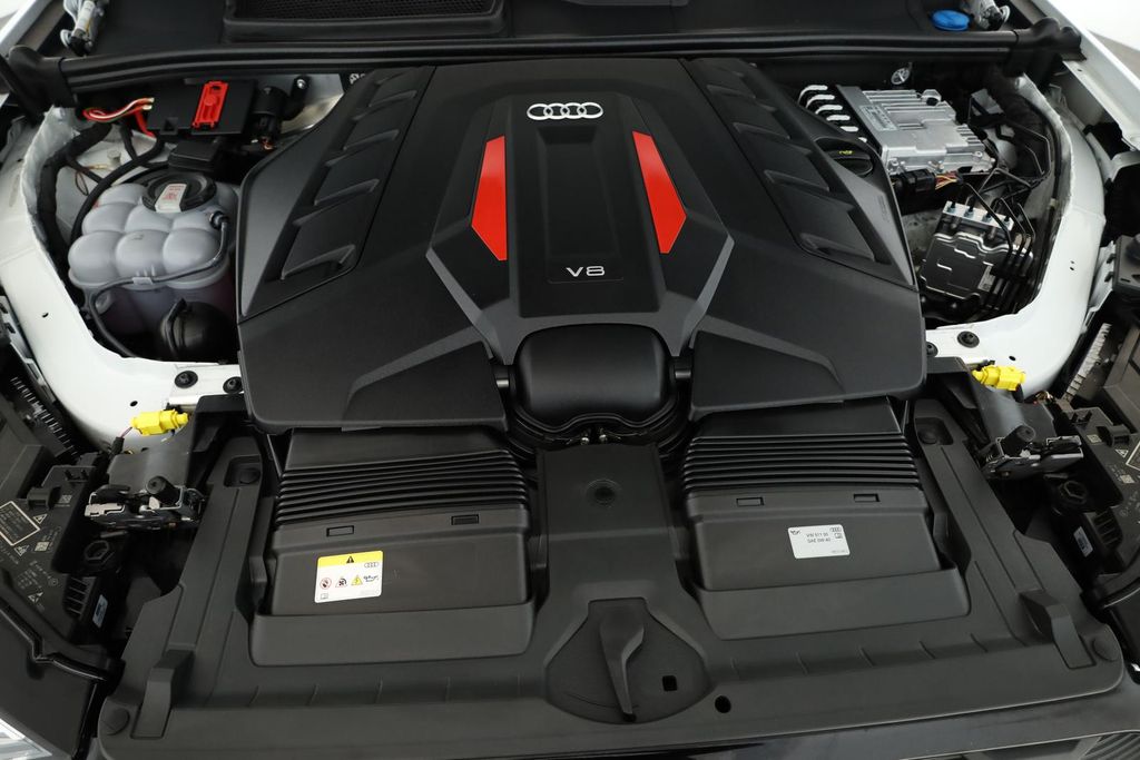 Audi SQ7 2025