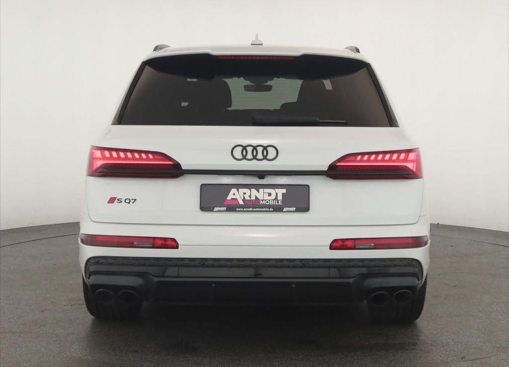 Audi SQ7 2025