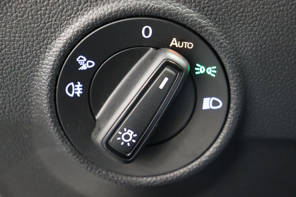 Volkswagen T-Roc 2024