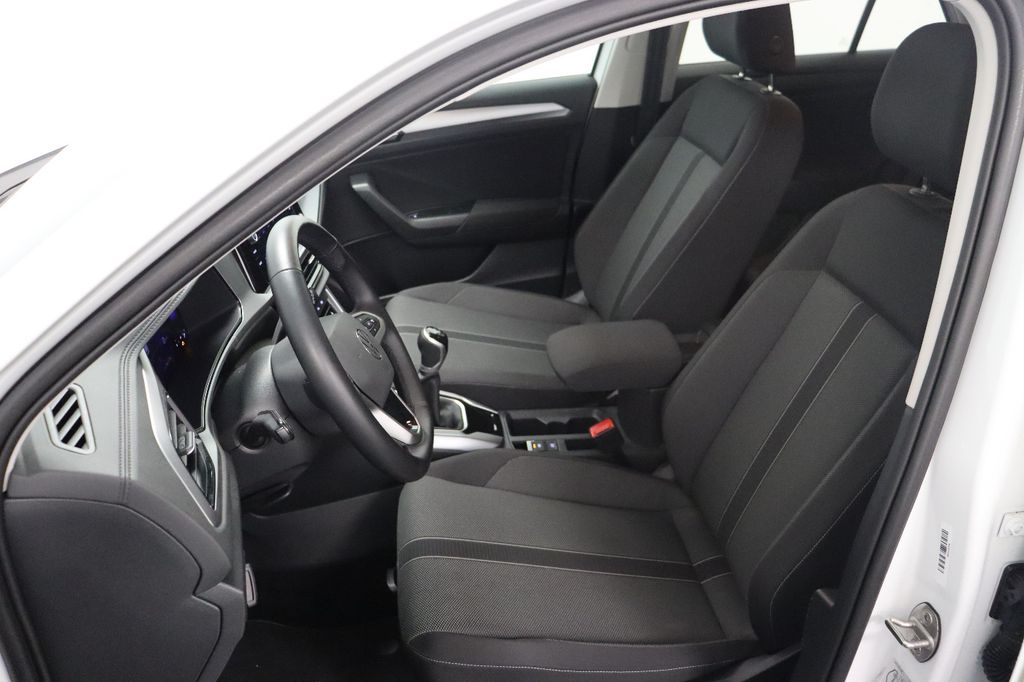 Volkswagen T-Roc 2024