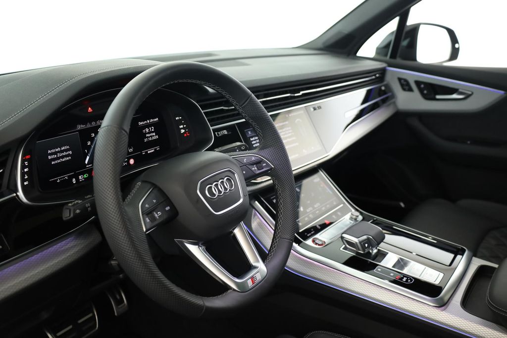 Audi SQ7 2025