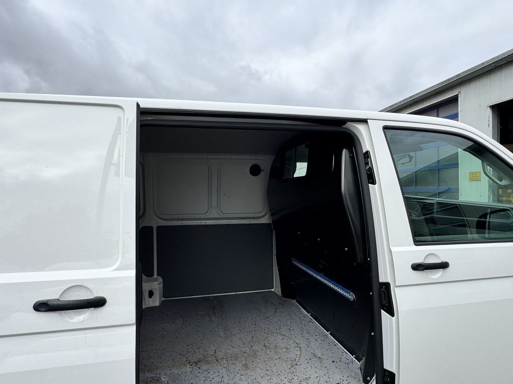 Volkswagen T6 Transporter 2021