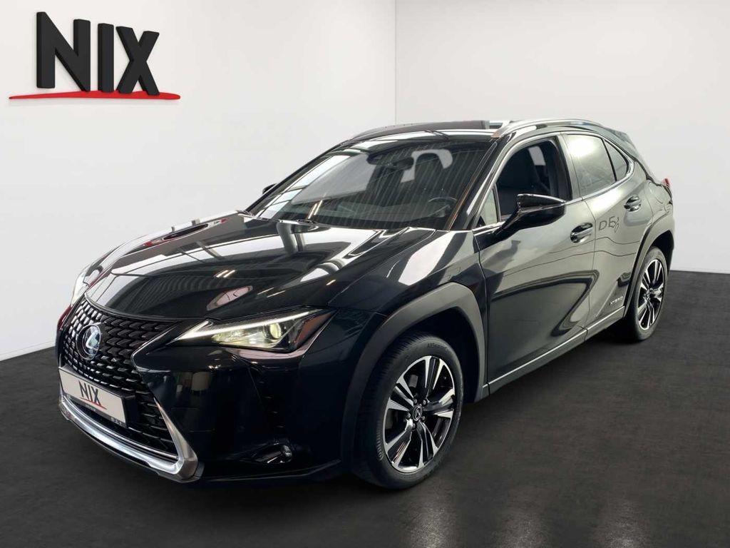 Lexus UX 2022