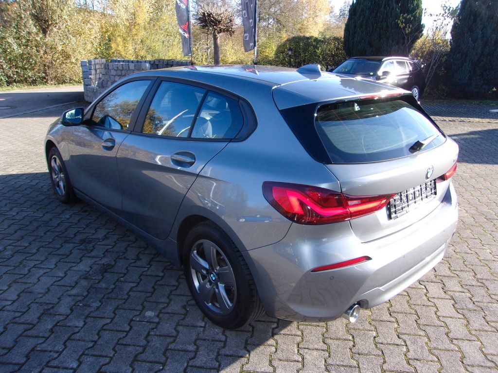 BMW 118 2022